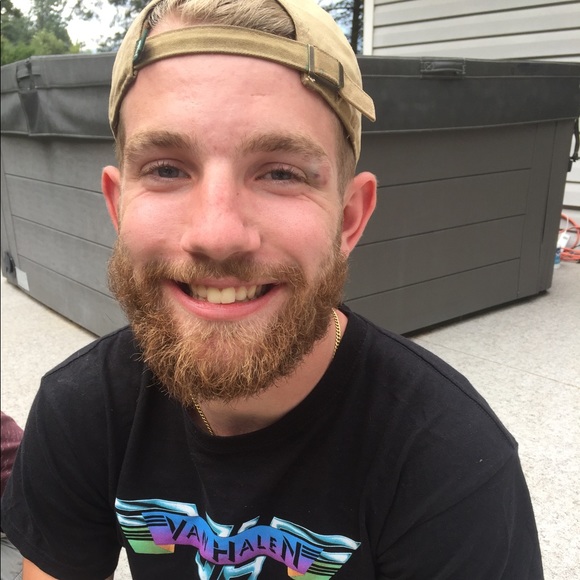 Meet your Posher, Angus - Picture 1 of 1